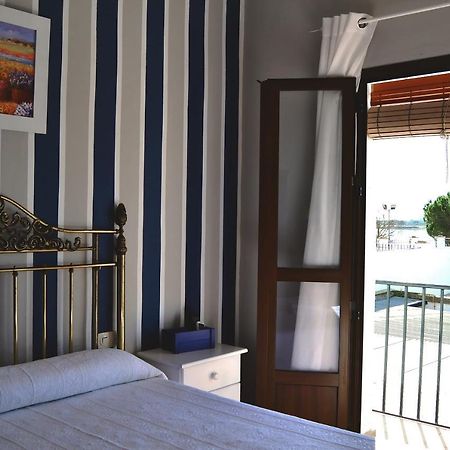 Pension Cristina El Rocío Extérieur photo