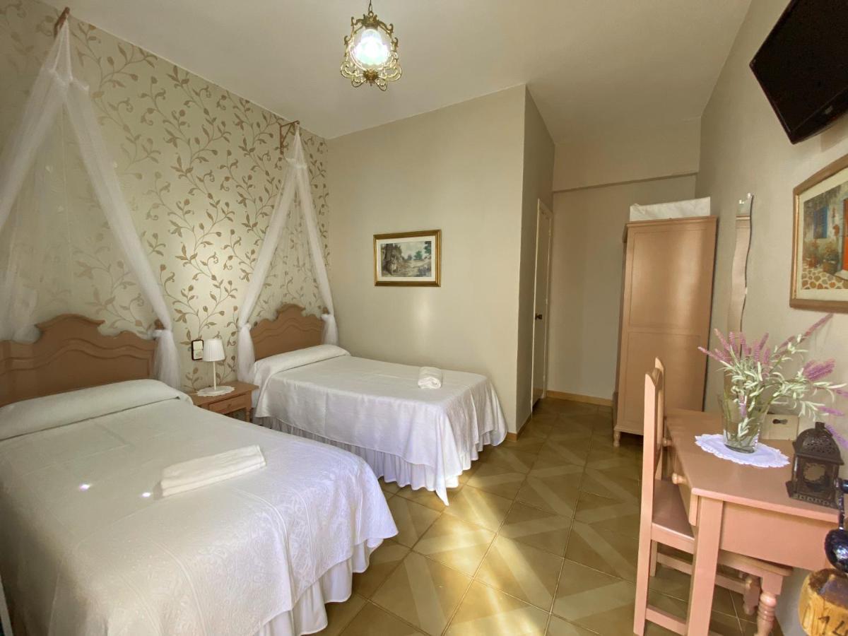 Pension Cristina El Rocío Extérieur photo
