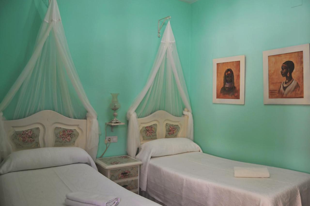 Pension Cristina El Rocío Extérieur photo